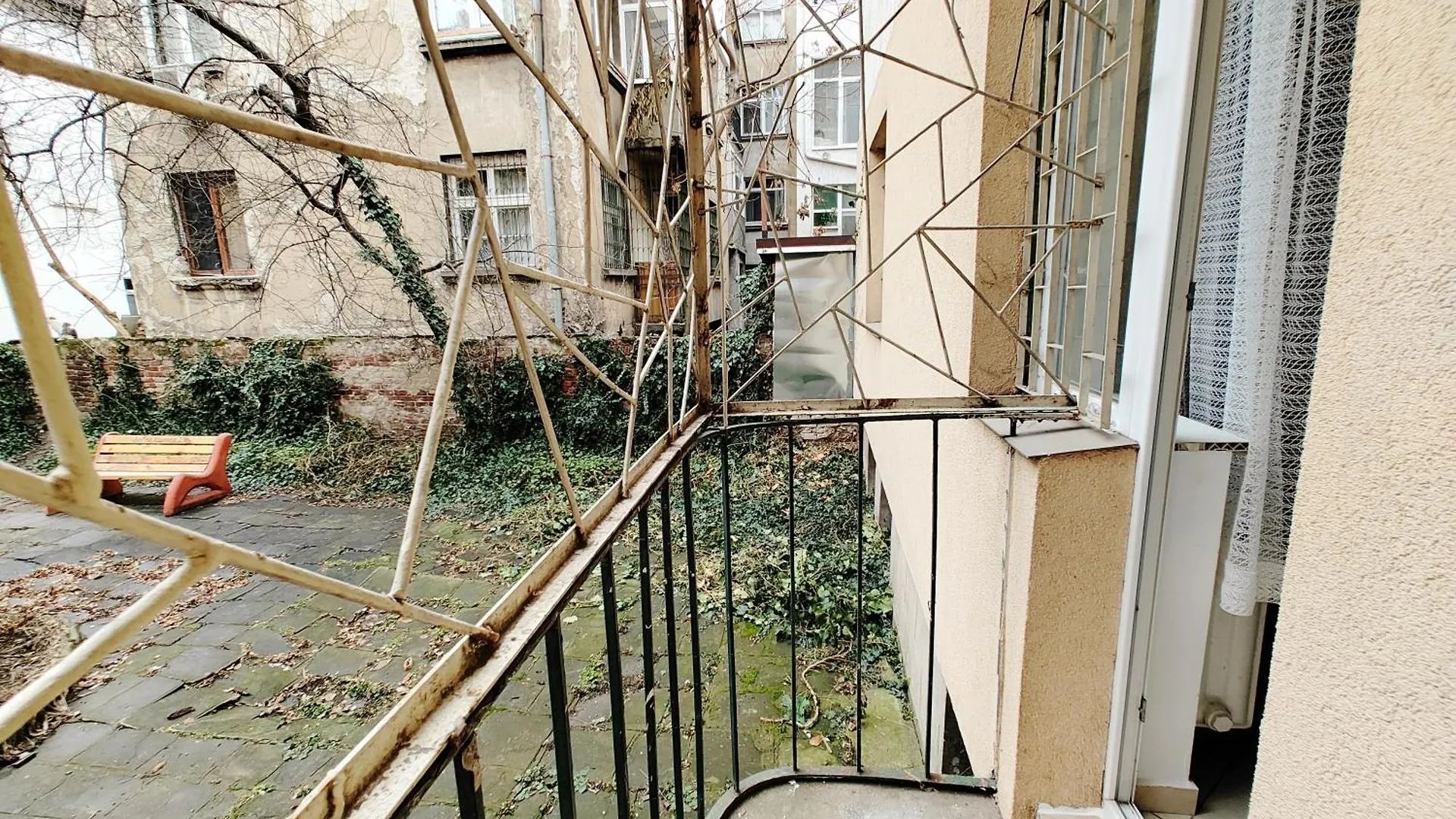 Apartment For Four Next To Blvd Vitosha Sofia